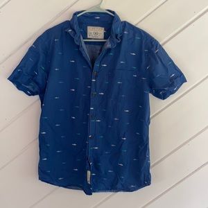 Men’s button down sharks